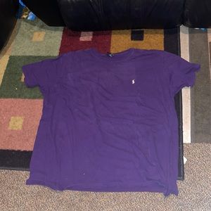 Barely used, washed. Ralph Lauren t-shirt. Super lightweight and comfortable.